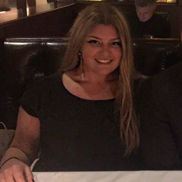 Meet your Posher, Kelsey - Picture 1 of 1